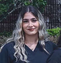 Portrait shot of Ile